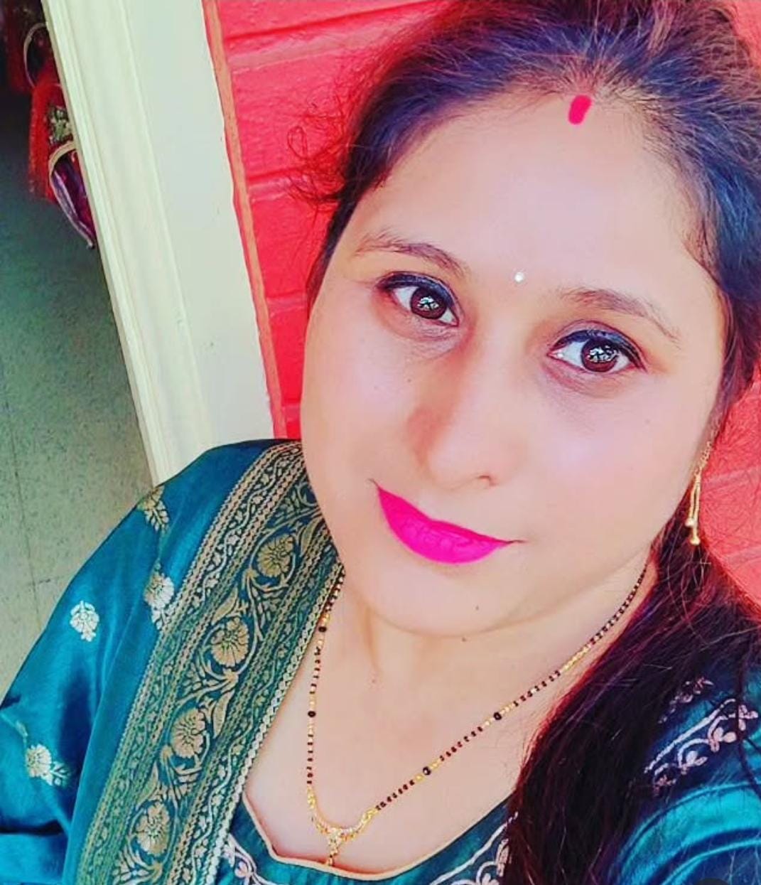 WOMEN OPTOMETRIST AWARD